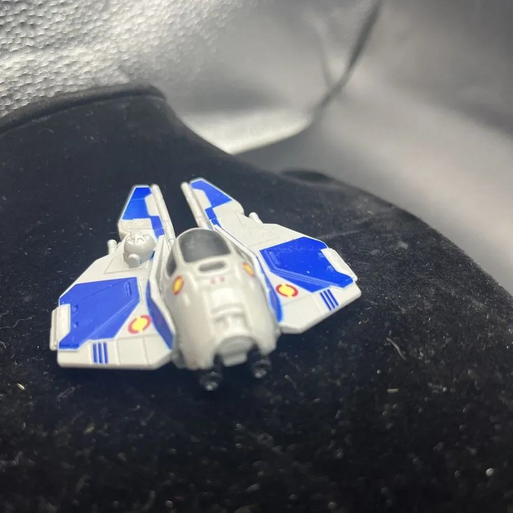 Star Wars Toys Hot Wheels Toybeat The Clone Wars Jedi Starfighter Fighter Loose